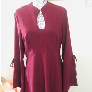 New York & Company sexy keyhole front dress